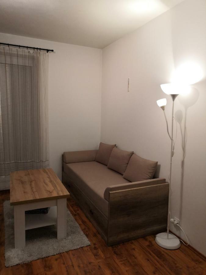 Apartman S Terasou Oscadnica Exterior photo